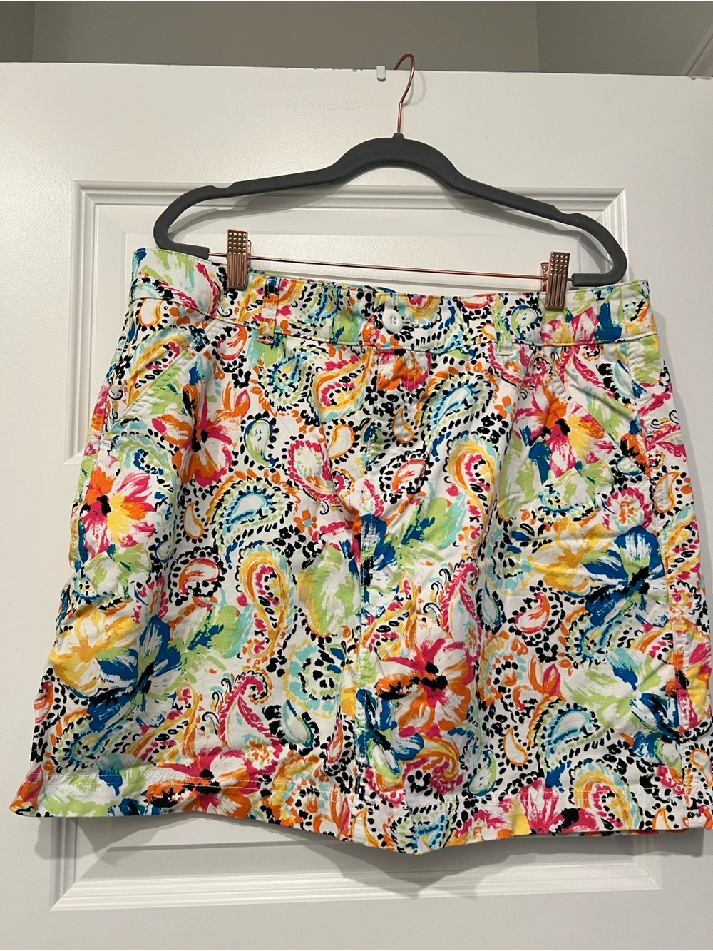 Christopher & Banks White Multicolor Floral Paisley Petite Skort